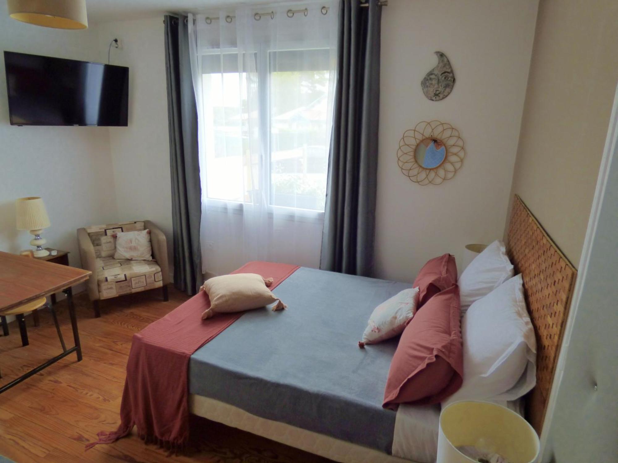 "Les Logis D'Argent" Chambre D'Hote Avec Wc, Sdb, Tv, Wifi, Option Petit Dejeuner , Parking Mimizan Esterno foto