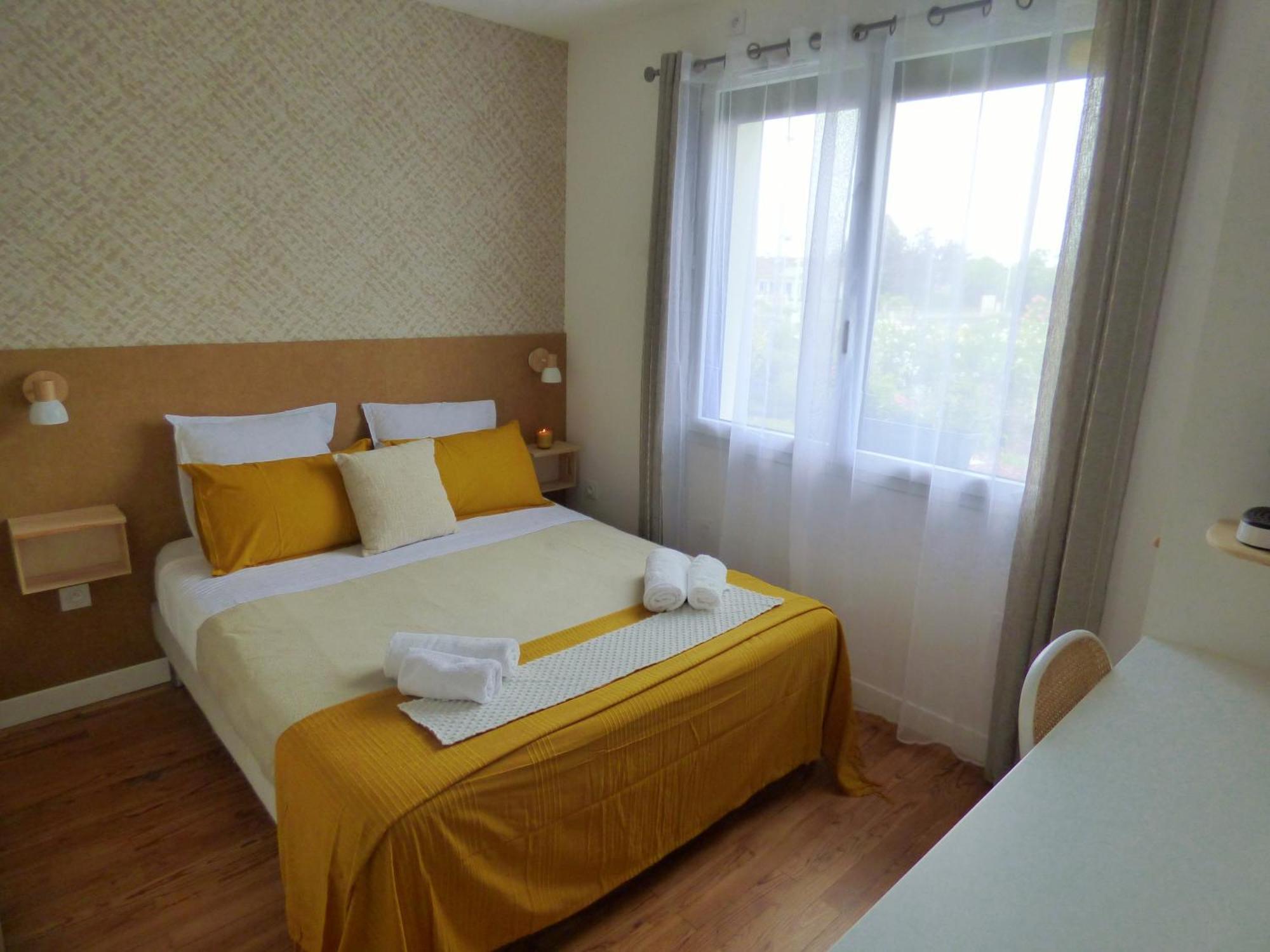 "Les Logis D'Argent" Chambre D'Hote Avec Wc, Sdb, Tv, Wifi, Option Petit Dejeuner , Parking Mimizan Esterno foto
