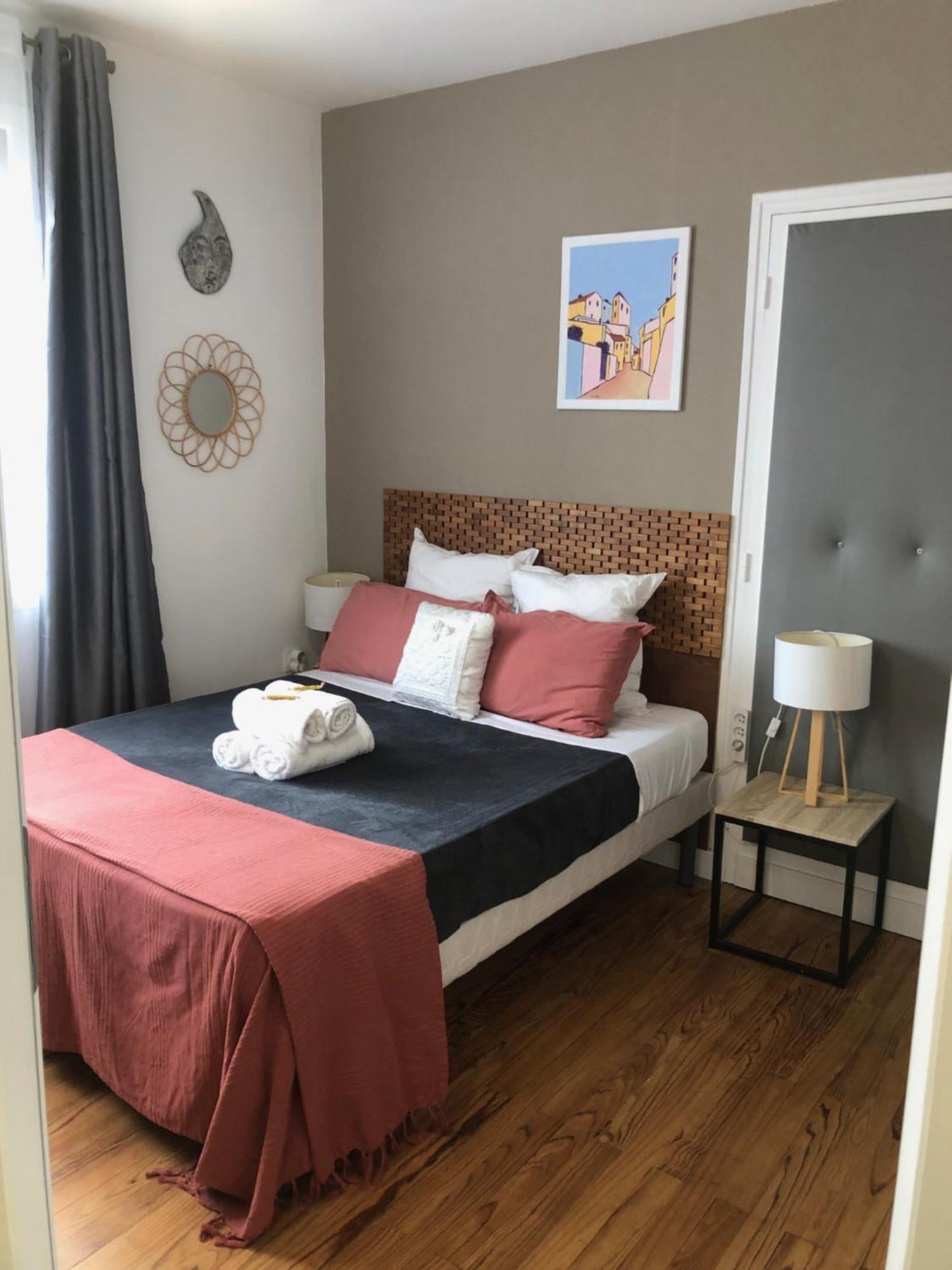 "Les Logis D'Argent" Chambre D'Hote Avec Wc, Sdb, Tv, Wifi, Option Petit Dejeuner , Parking Mimizan Esterno foto
